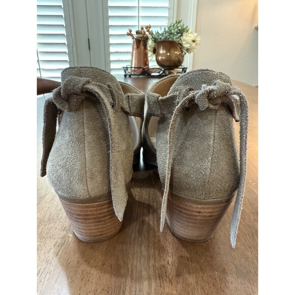 Lucky Brand Taupe Gray Suede Peep Toe Booties US 8.5 Block Heel Tie Back Cutout - Picture 6 of 10